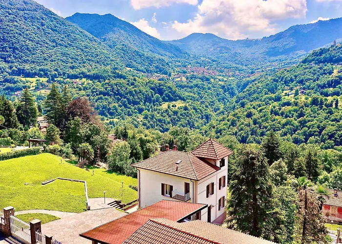 Oleandra With Garden&swimming Pool Apartamento Dizzasco