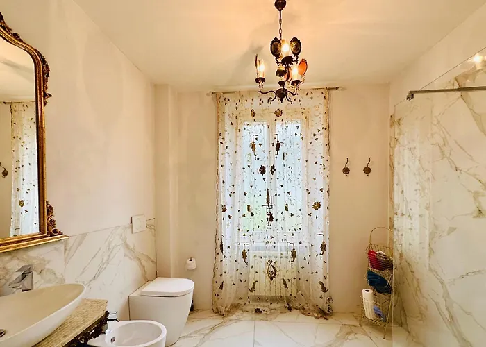 Oleandra With Garden&swimming Pool Dizzasco