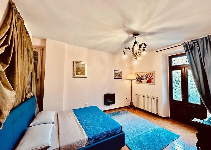 Апартаменты Oleandra With Garden&swimming Pool *