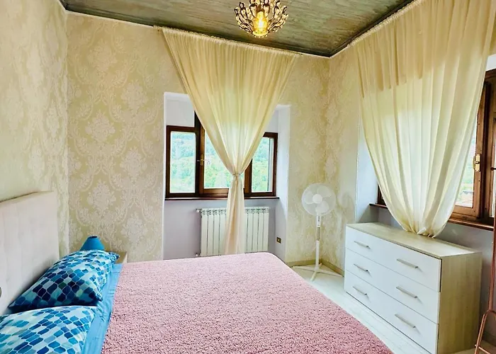 Апартаменты Oleandra With Garden&swimming Pool Dizzasco