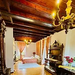 Апартаменты Oleandra With Garden&swimming Pool